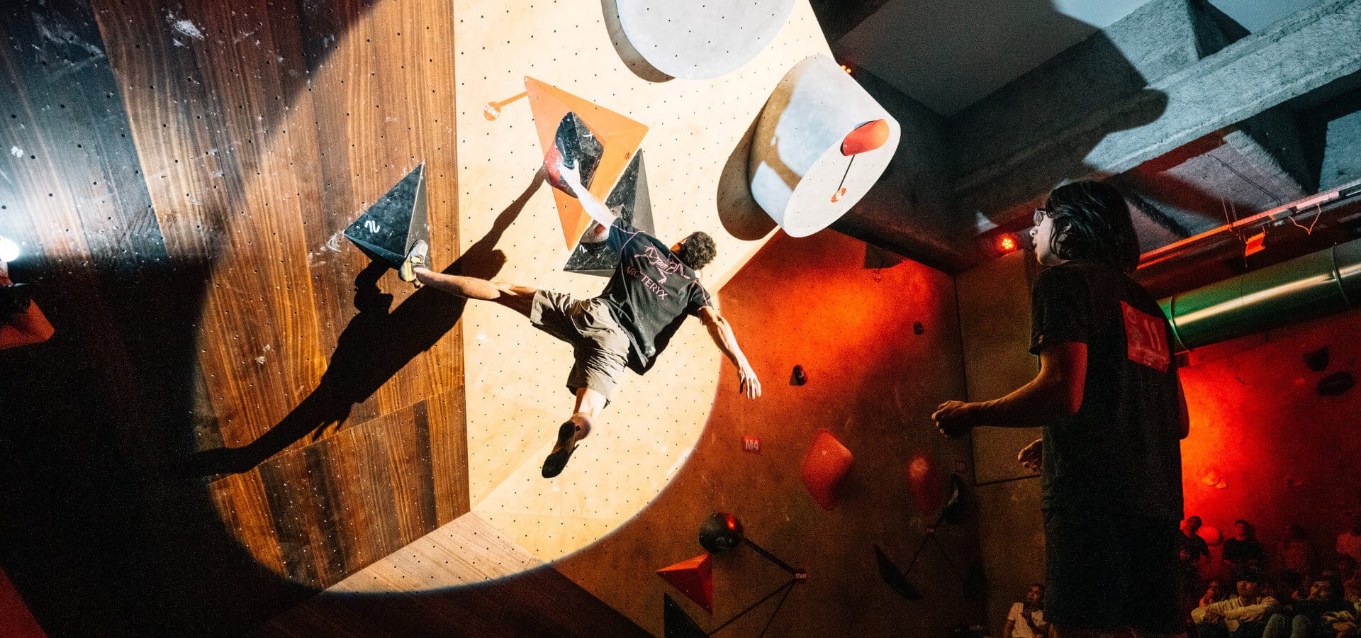 Climbing District - Salle d'escalade à Paris