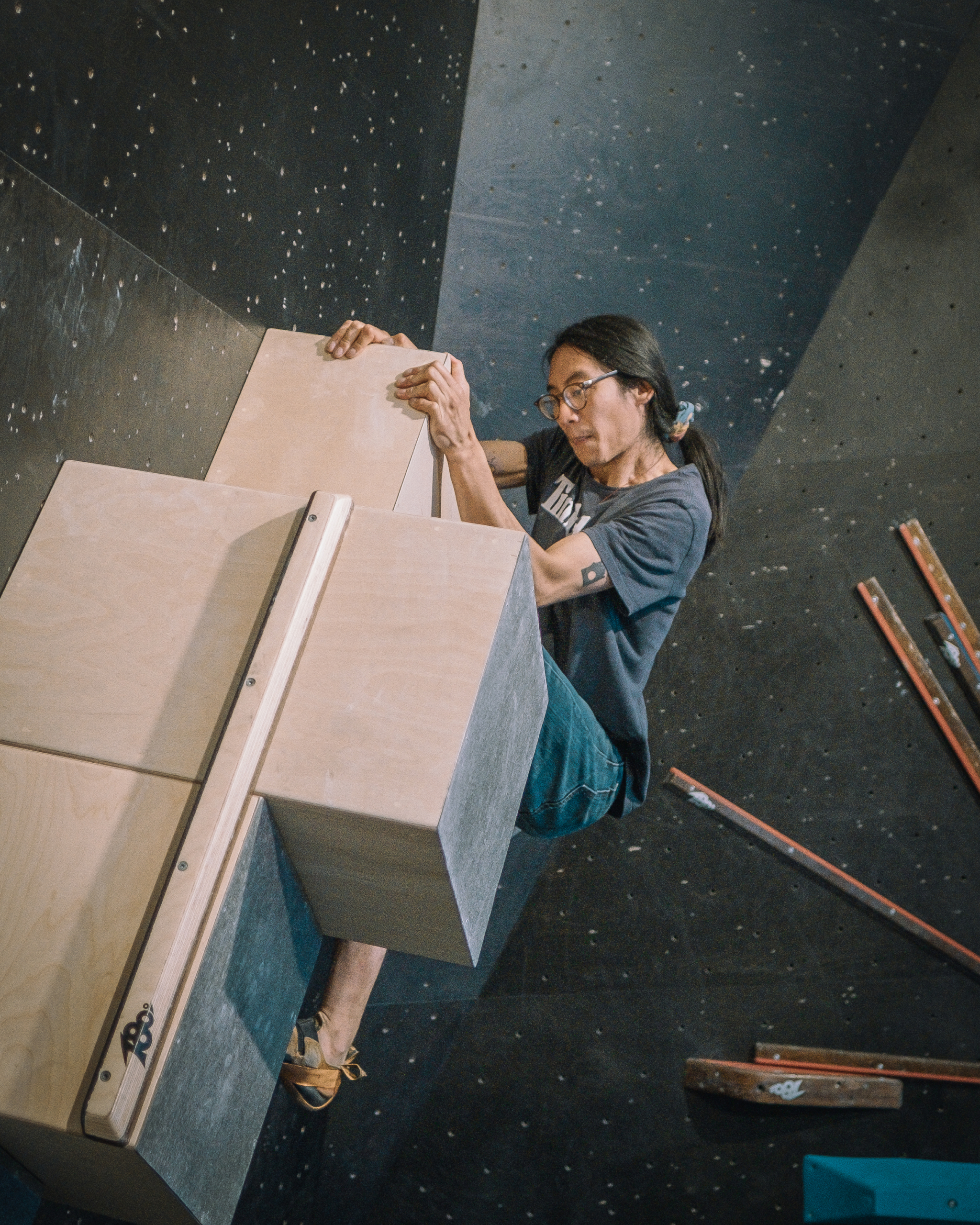 Climbing District - Arcteryx residency - Bastille - boulder - man climbing