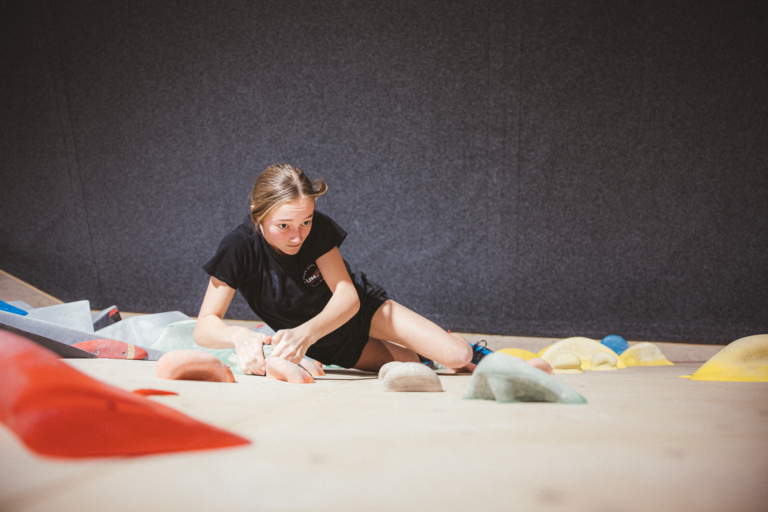 Climbing District - Salle d'escalade à Paris - Neuilly ©Arthur Delicque