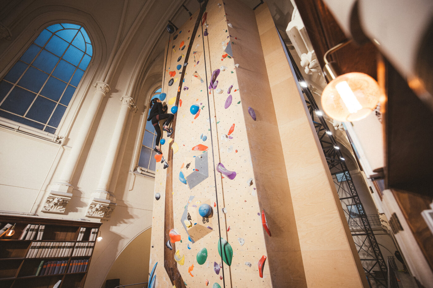 Climbing District - Salle d'escalade à Paris - Saint-Lazare©Arthur Delicque