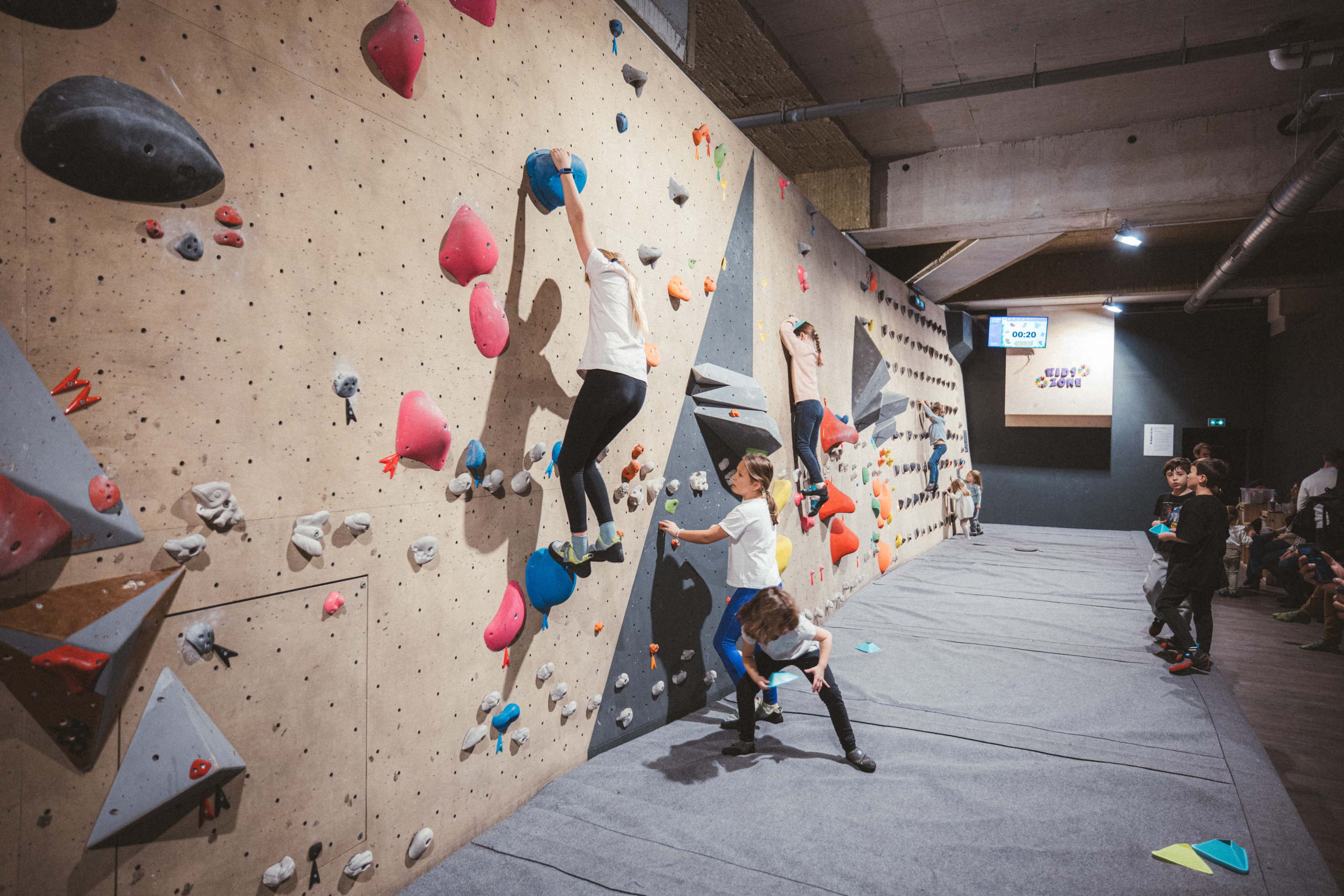 Climbing District - Salle d'escalade à Paris - Batignolles ©Arthur Delicque