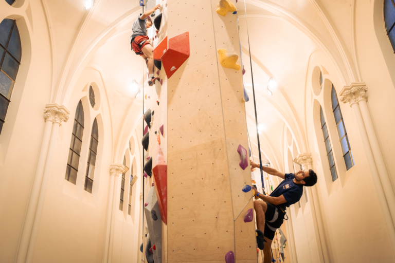 Climbing District - Salle d'escalade à Paris - Sevres-Lecourbe @ Louis Lepron