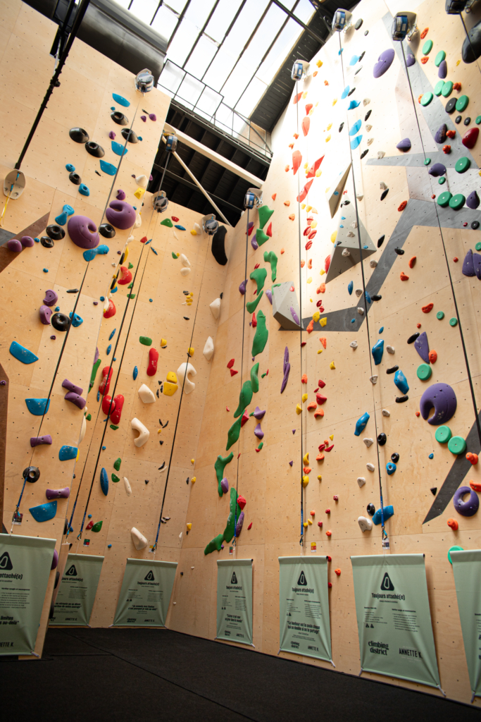 Annette K. Climbing District 149, rue de rennes Paris 6e