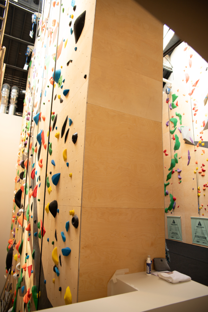 Annette K. Climbing District 149, rue de rennes Paris 6e