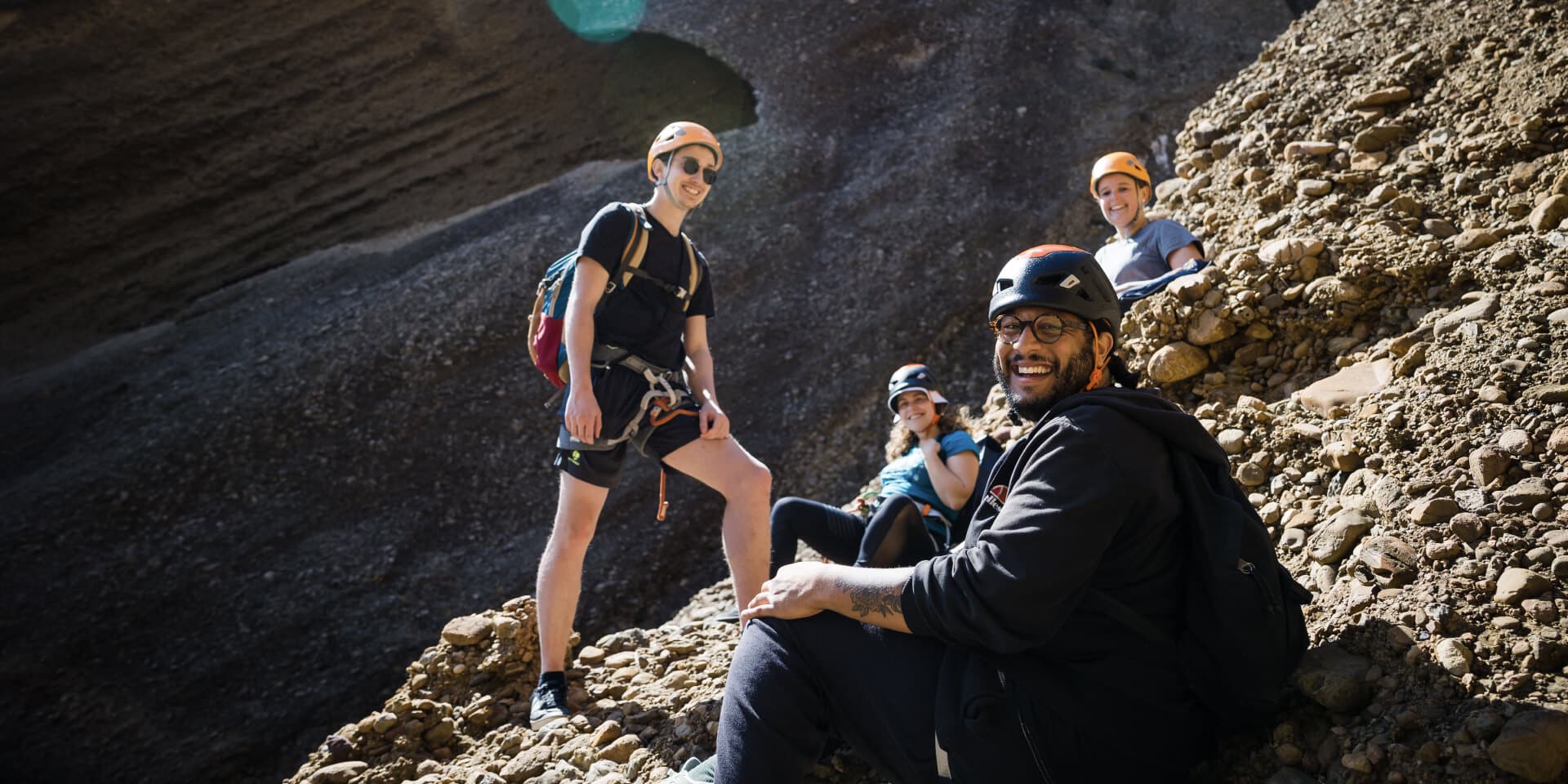 Découvrez "Routes", l'offre d'escalade outdoor de Climbing District : vivez des aventures uniques en bloc et en falaise.