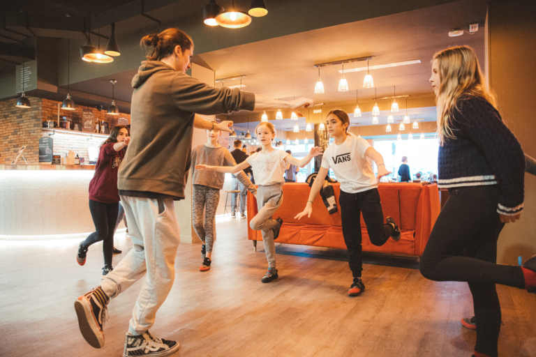 Climbing District - cours jeunes à Ponty de Neuilly