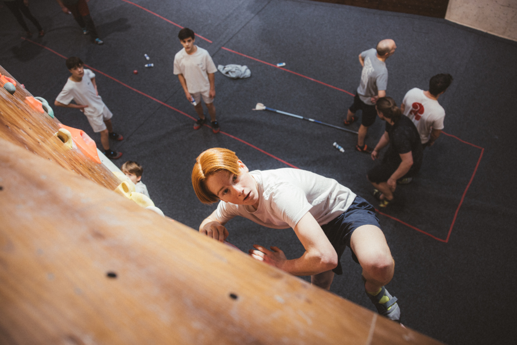 Climbing District - Pont de Neuilly