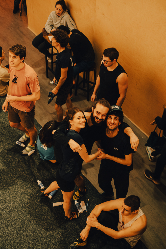 Climbing District - Pont de Neuilly - communauté sur les tapis