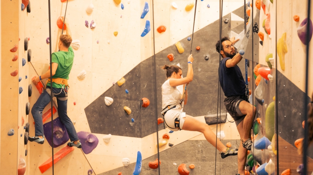 Climbing District - Sèvres -Lecourbe