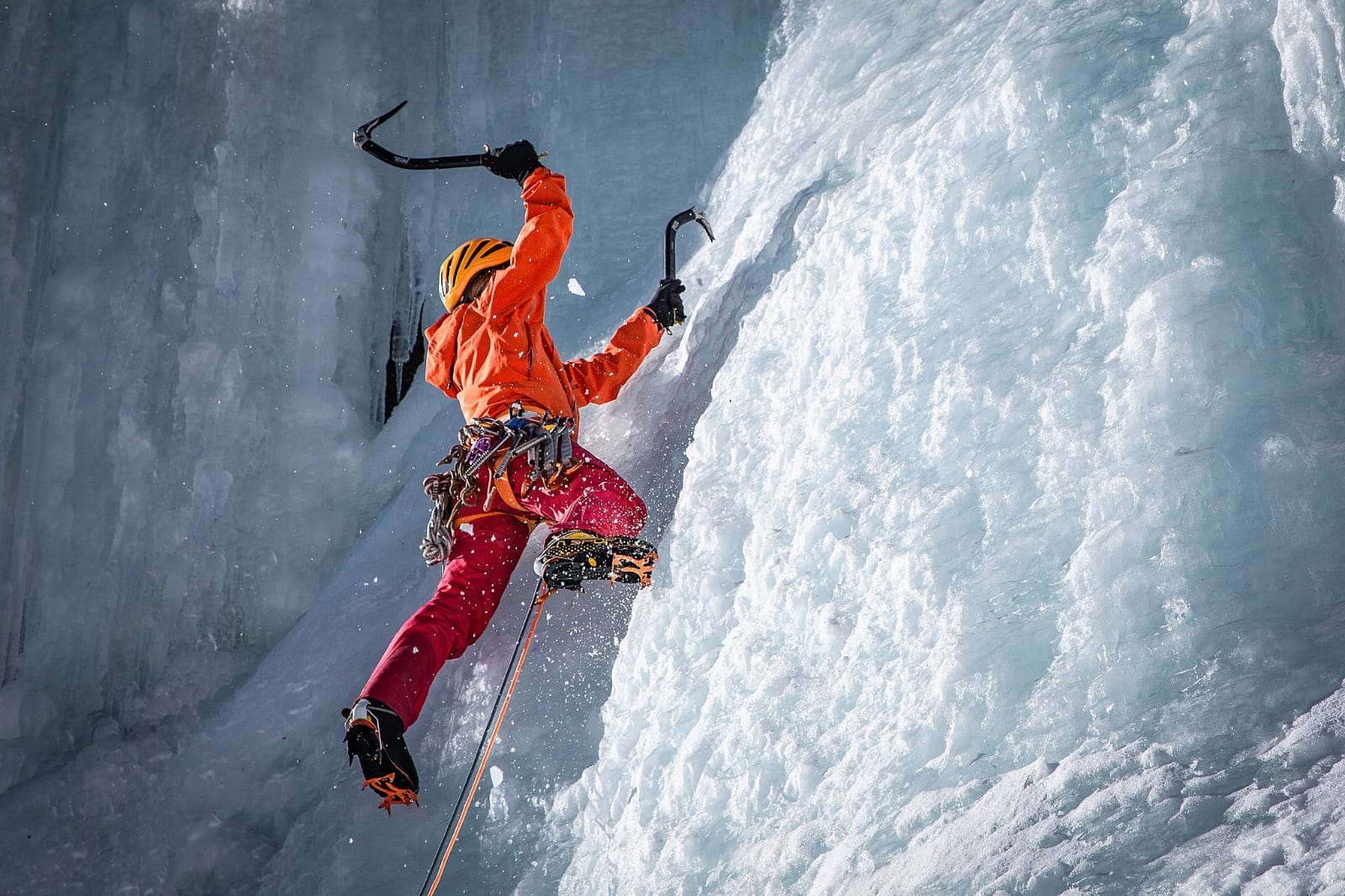 Isabelle Santpire - Climbing District x Arc'Teryx