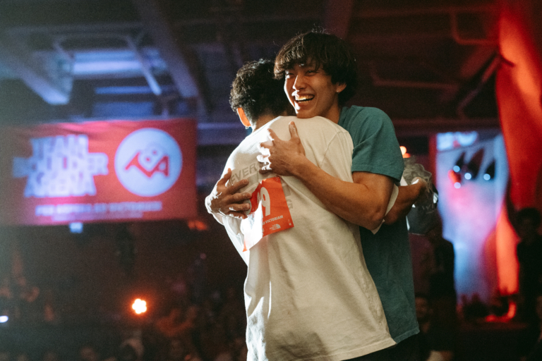 Team Boulder Arena - Climbing District